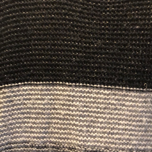 Colorblock  sweater - Picture 3 of 4